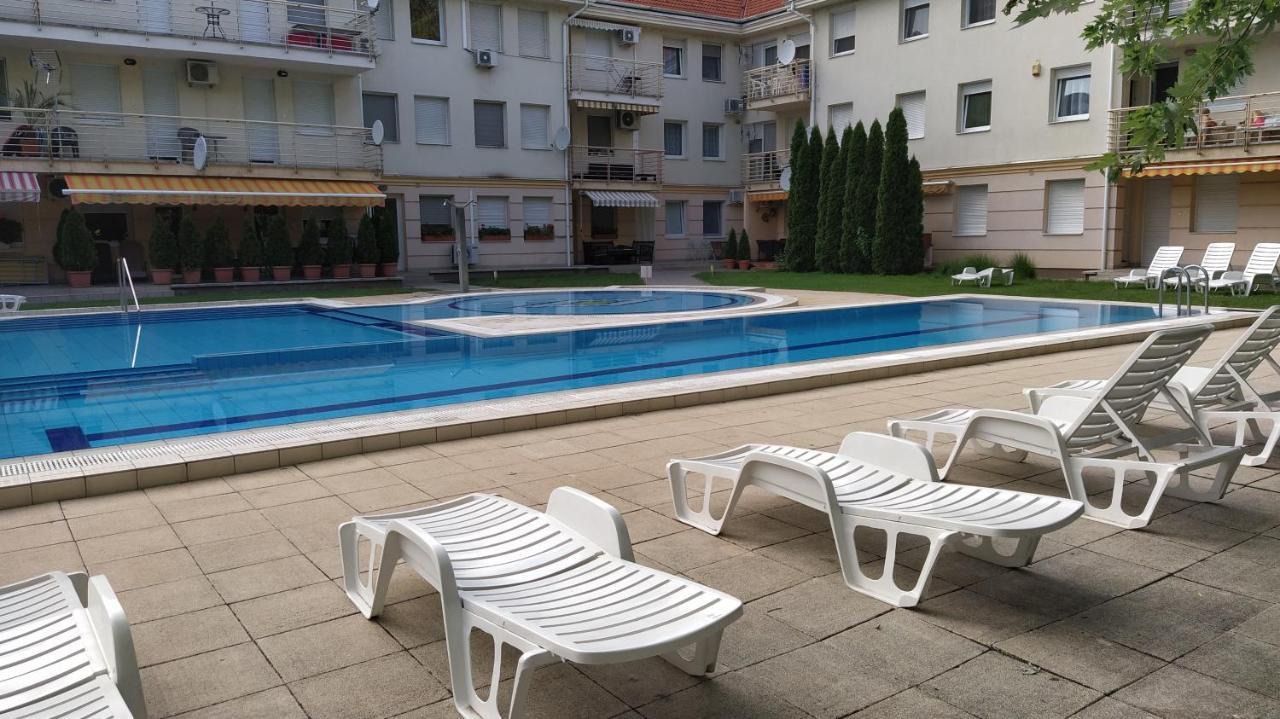 Gabi & Gabi Apartments Hajdúszoboszló المظهر الخارجي الصورة