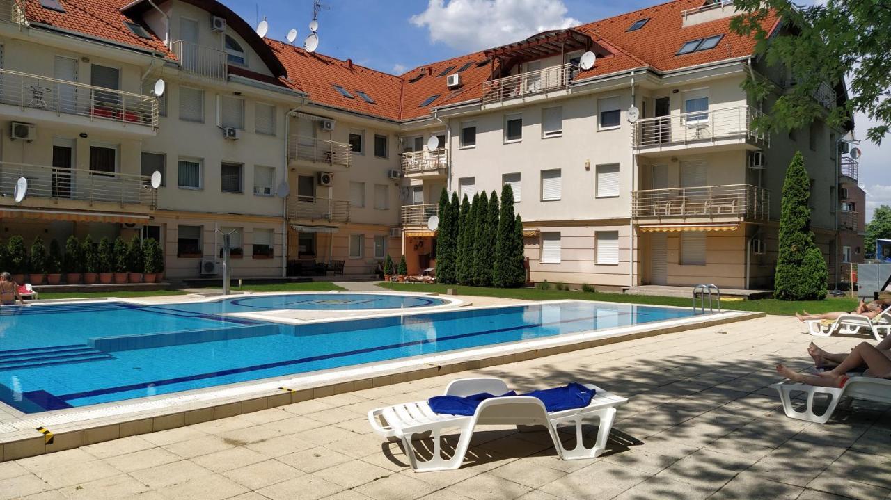 Gabi & Gabi Apartments Hajdúszoboszló المظهر الخارجي الصورة