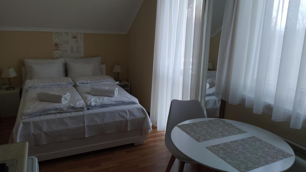 Gabi & Gabi Apartments Hajdúszoboszló المظهر الخارجي الصورة