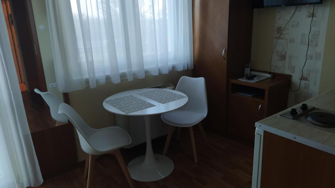 Gabi & Gabi Apartments Hajdúszoboszló المظهر الخارجي الصورة