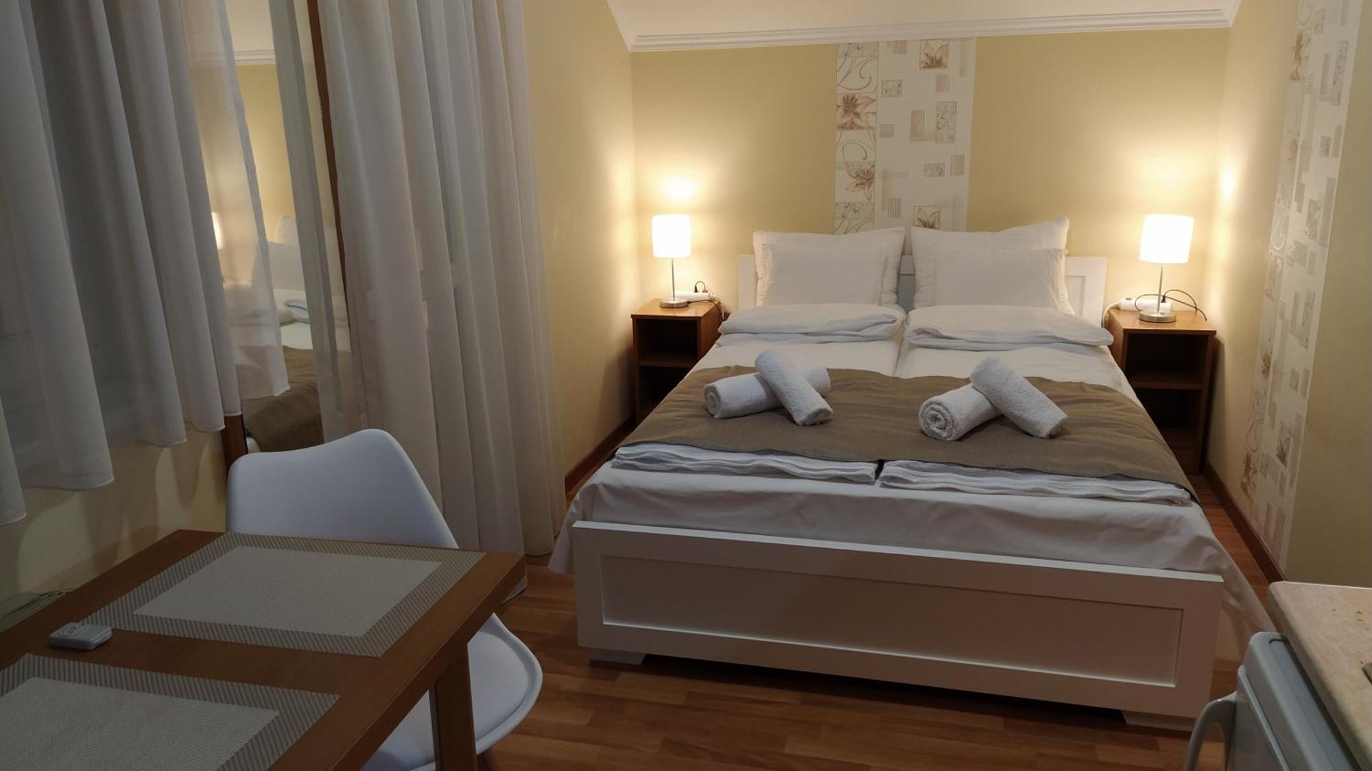 Gabi & Gabi Apartments Hajdúszoboszló المظهر الخارجي الصورة