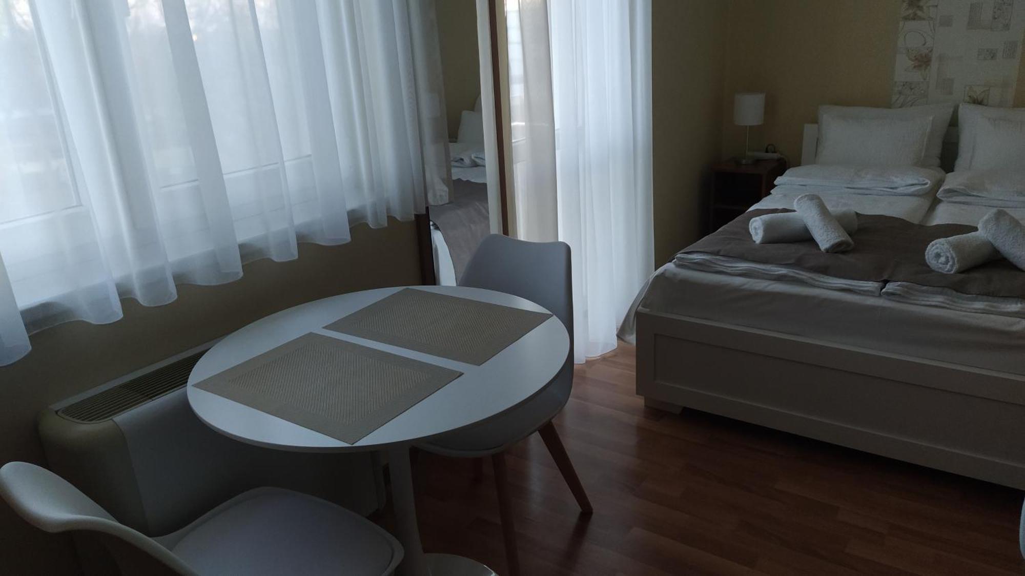 Gabi & Gabi Apartments Hajdúszoboszló المظهر الخارجي الصورة